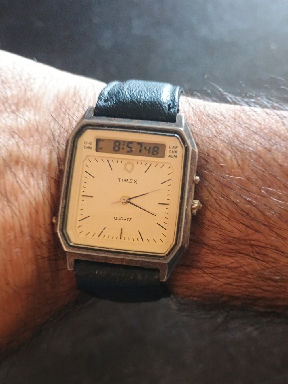 TIMEX Men's Quartz Hybrid Watch in Black"Read Description"
